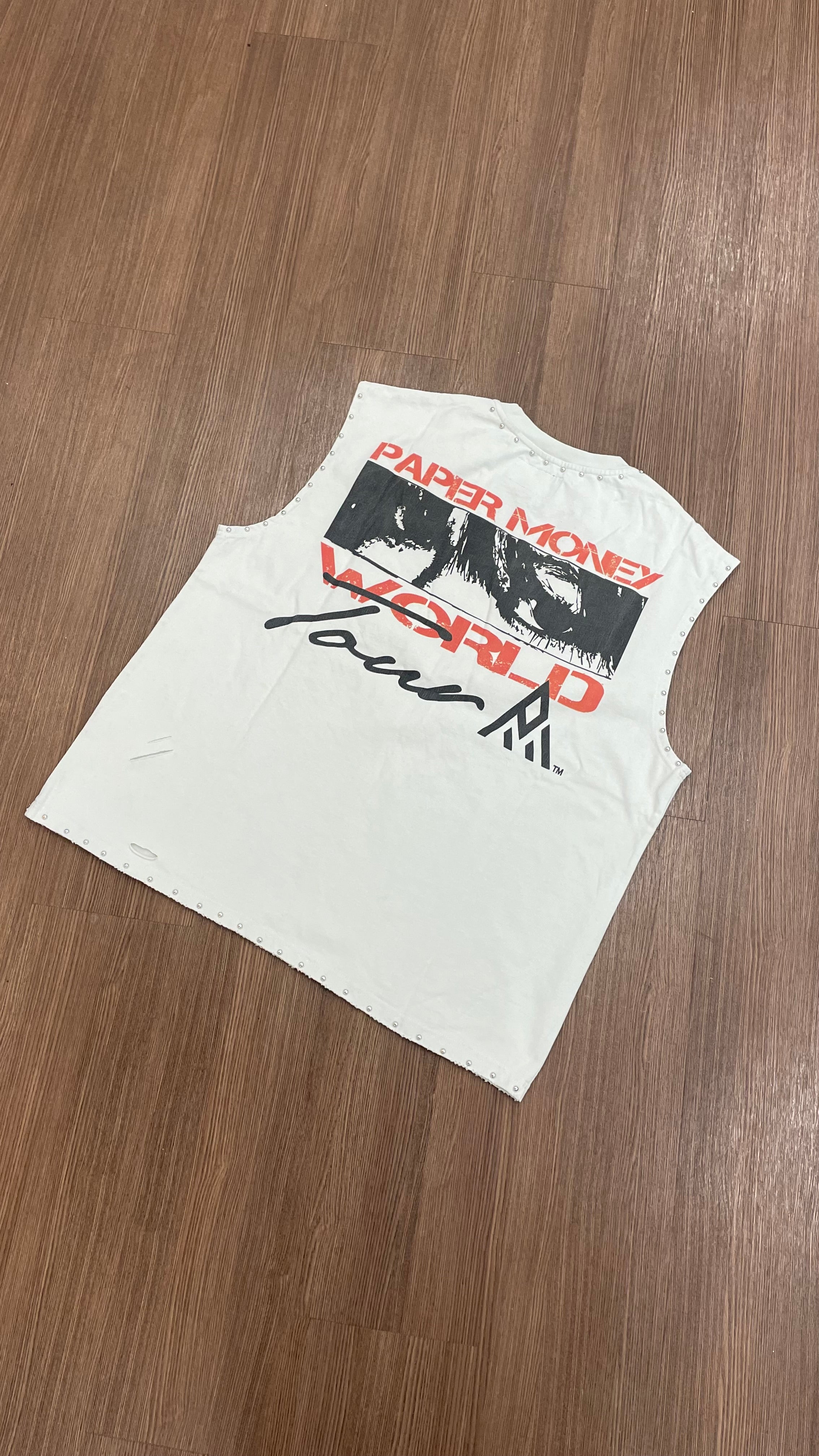 WORLD TOUR Cut Off Tee