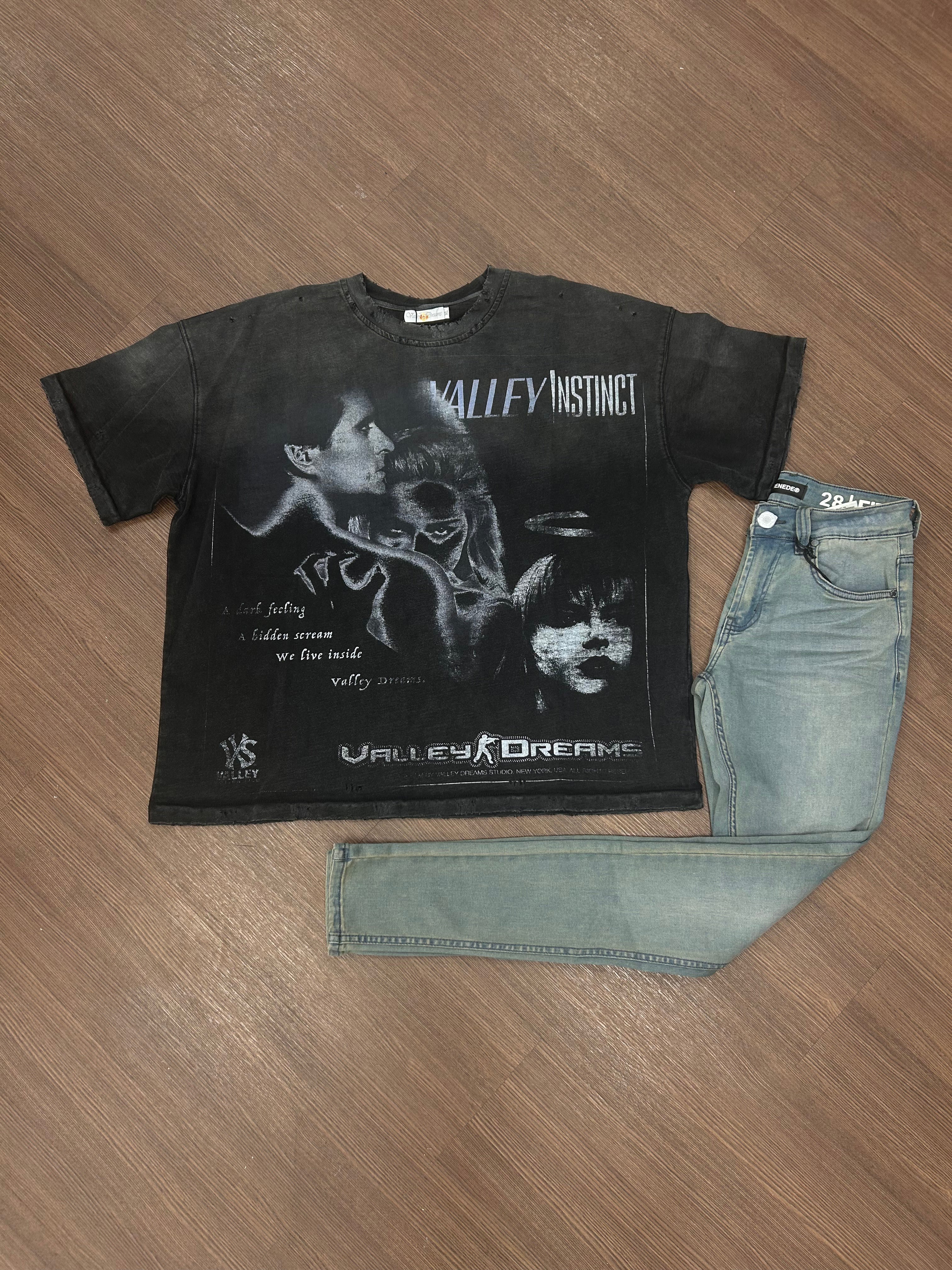 INSTINCT TEE BLACK